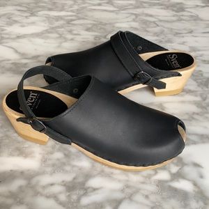 Sven Peep toe Slingback Clogs 40 NWOT